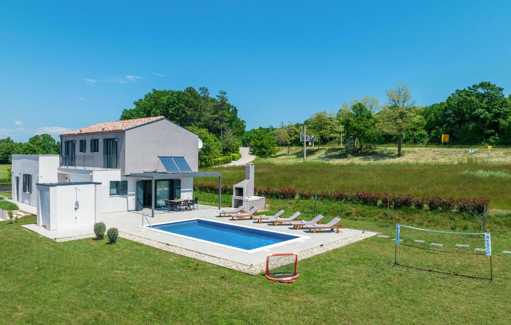 Stunning Home In Barban With Wifi Exterior foto